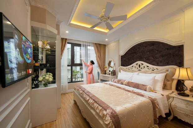 Phòng ngủ tại khách sạn Royal Holiday Hanoi