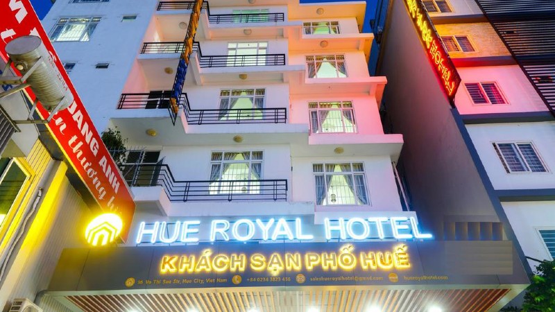 Khách sạn Hue Royal