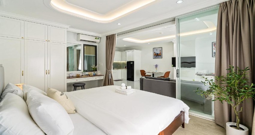 Khách sạn The Royal Homies Phú Mỹ Hưng – TPHCM