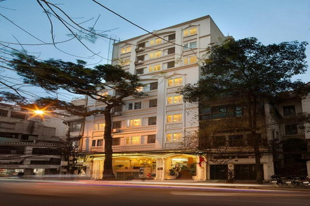 Khách sạn First Eden Hà Nội