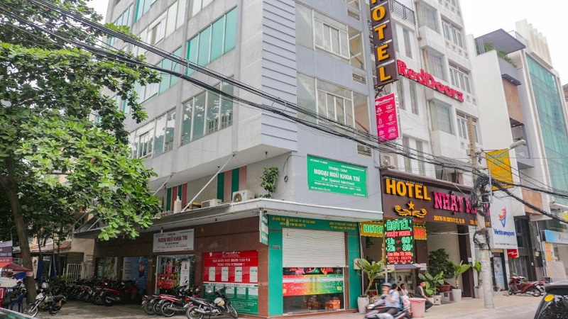Khách sạn RedDoorz near Sài Gòn train station 2