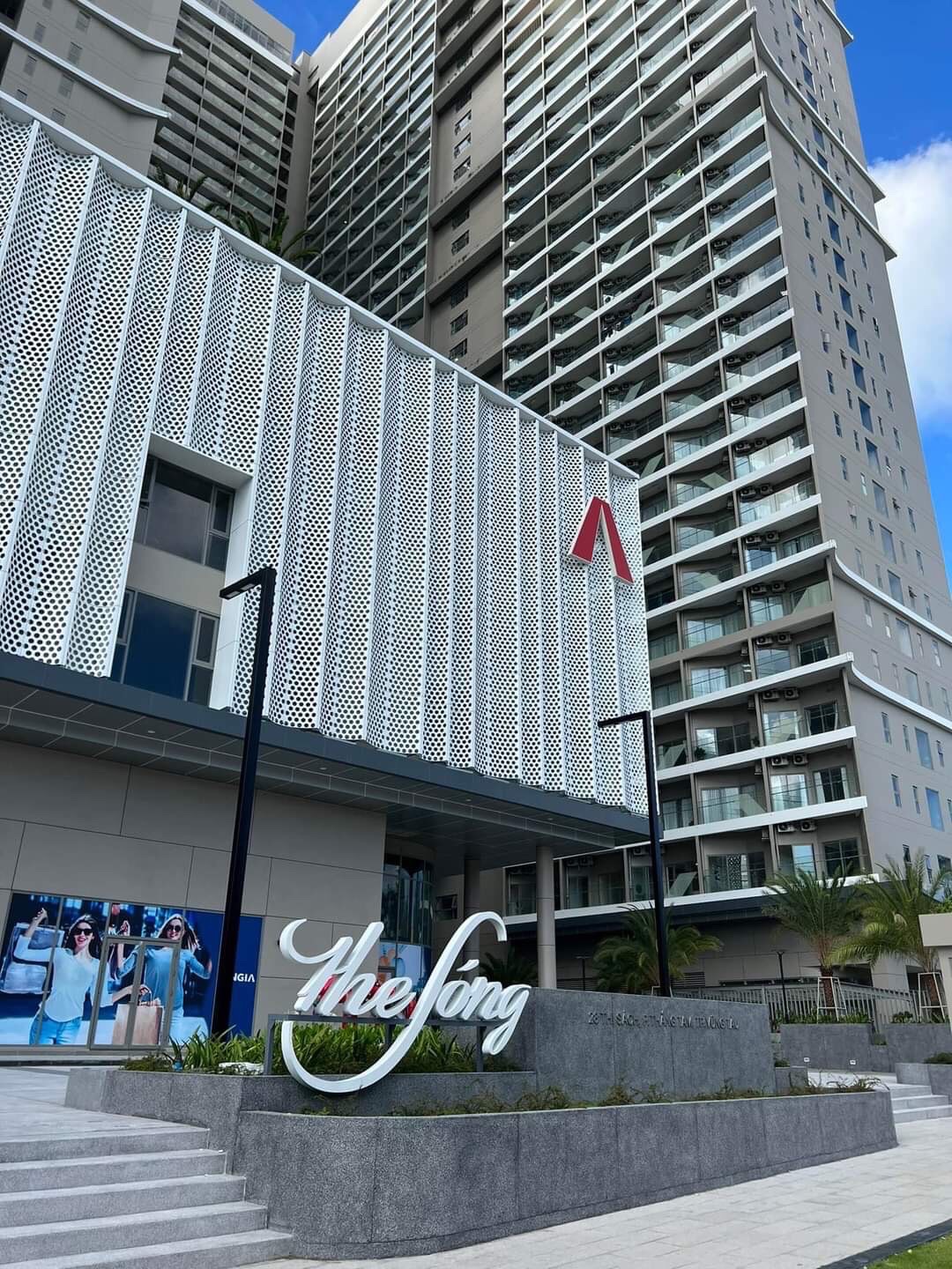 The Sóng Hotel Vũng Tàu ( 35.03 & 20.27 )