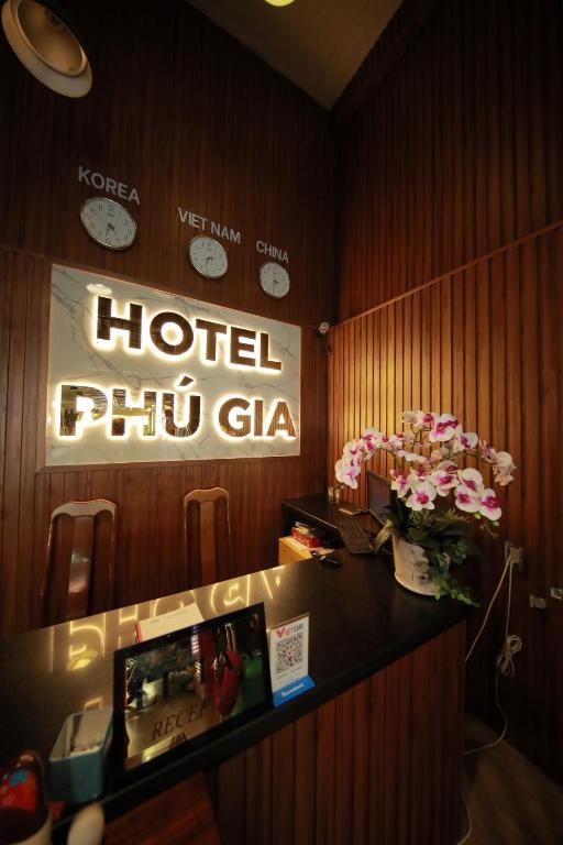 Khách sạn Phú Gia Hồ Chí Minh