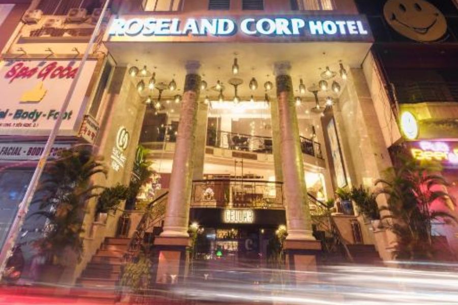 Khách sạn Roseland Corp