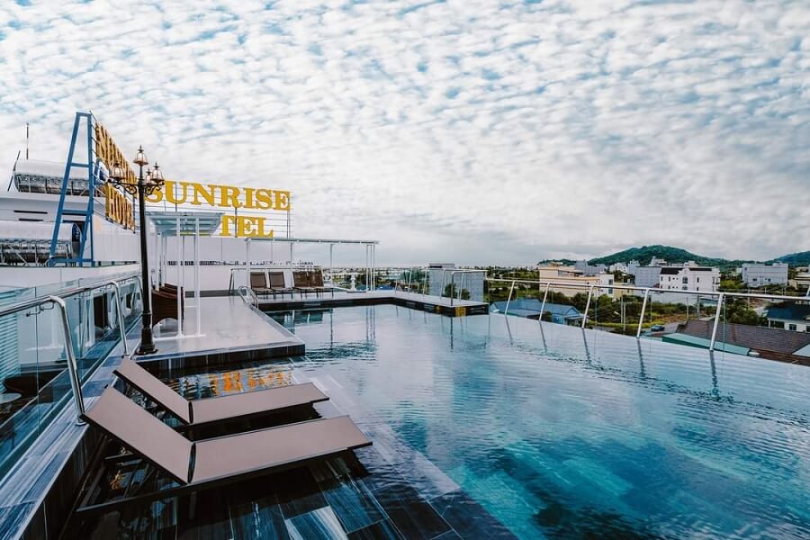 Sunrise Hotel Hà Tiên